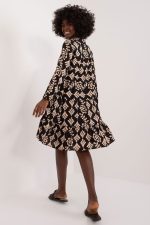 Élégance intemporelle de la robe midi