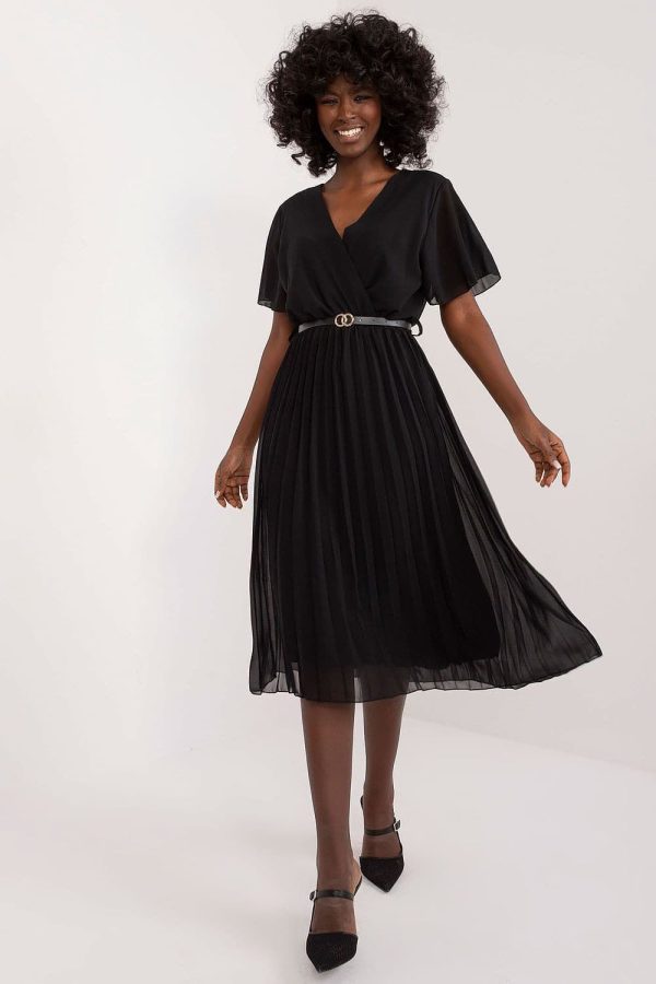 robe noire midi élégante