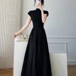 robe noire élégante