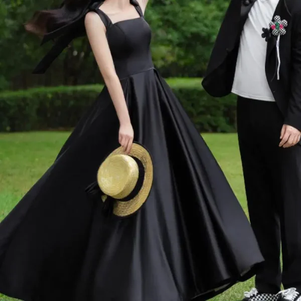robe de mariée en satin noire