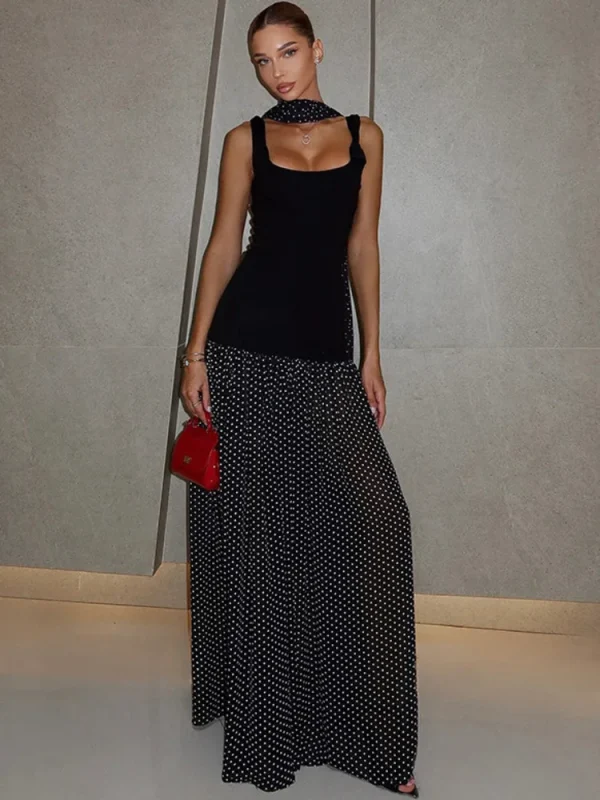 robe noire et blanche élégante