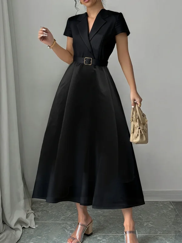 Robe satin élégante