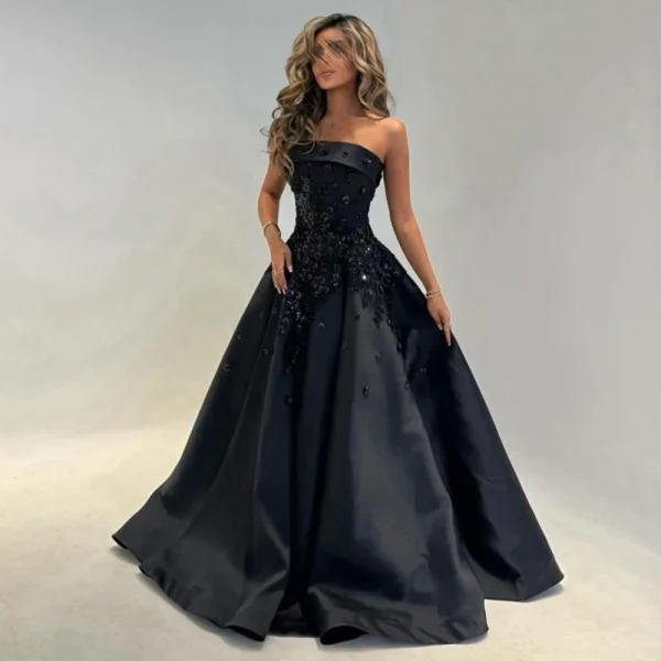 robe de mariée noire en satin